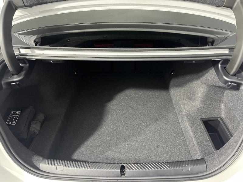 Used BMW 5 Series 2025 for sale - 76980849: Photo 13