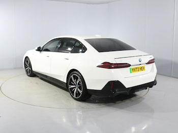 Used BMW i5 2023 for sale - 77653258: Photo