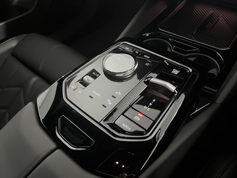 Used BMW 5 Series 2025 for sale - 76981605: Photo 10