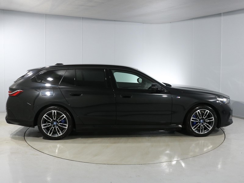 Used BMW 5 Series 2025 for sale - 76981605: Photo 3