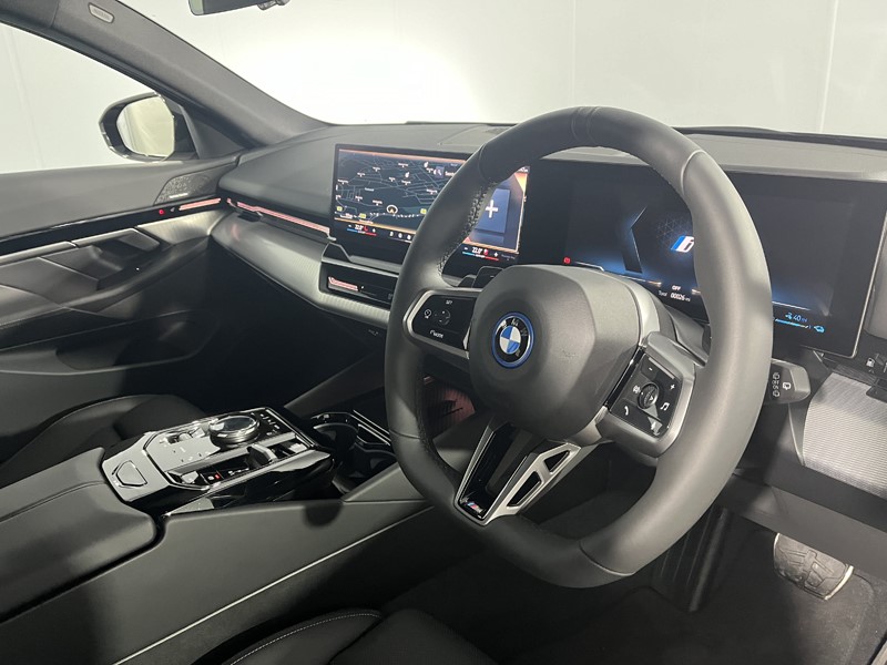 Used BMW 5 Series 2025 for sale - 76981605: Photo 6