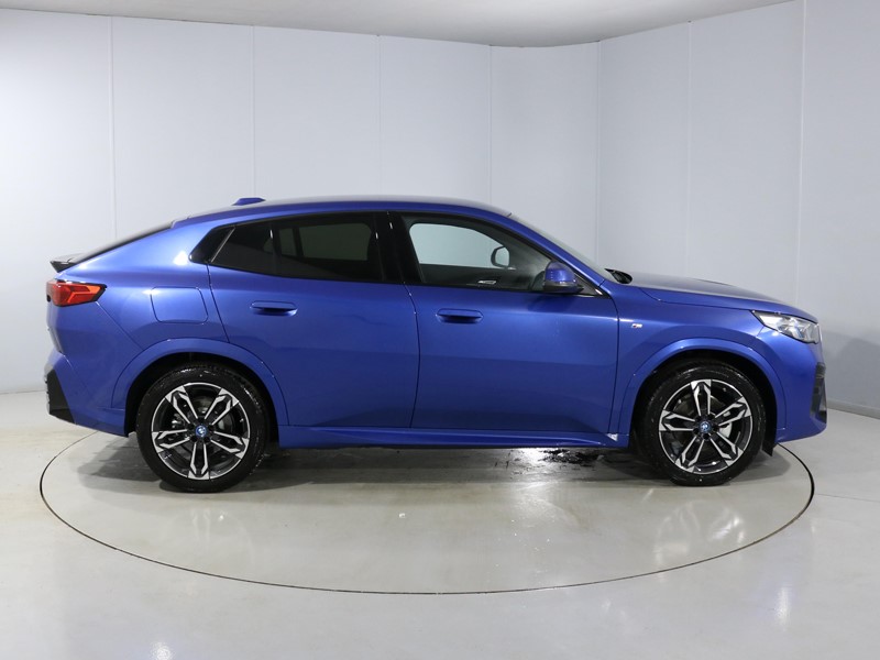 Used BMW iX2 2025 for sale - 77270947: Photo 3