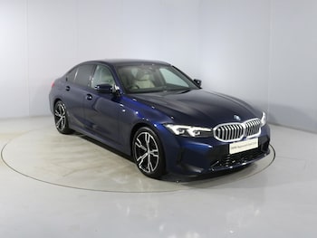 2022 (72) - 320i M Sport 4dr Step Auto