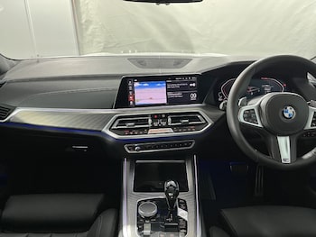 Used BMW X5 2020 for sale - 77113009: Photo