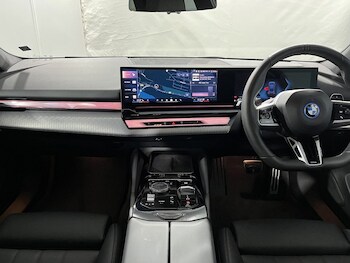 Used BMW 5 Series 2025 for sale - 77274383: Photo