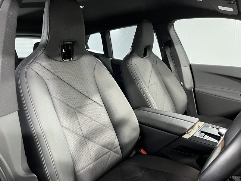 Used BMW iX 2023 for sale - 76982251: Photo 10