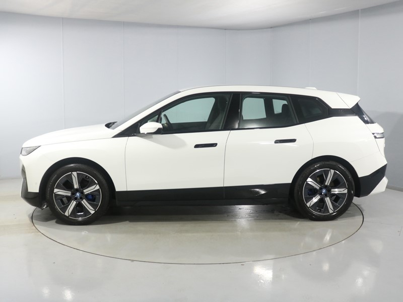 Used BMW iX 2023 for sale - 76982251: Photo 44