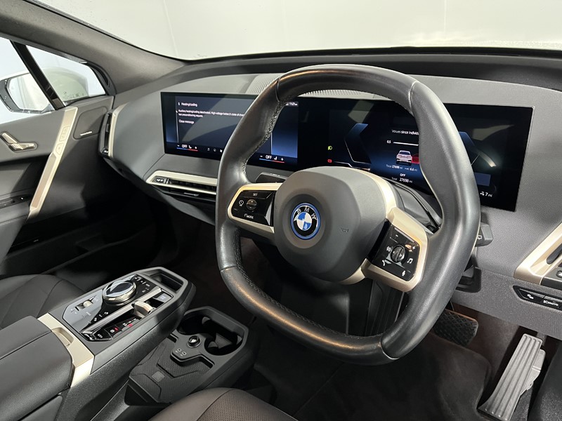 Used BMW iX 2023 for sale - 76982251: Photo 6