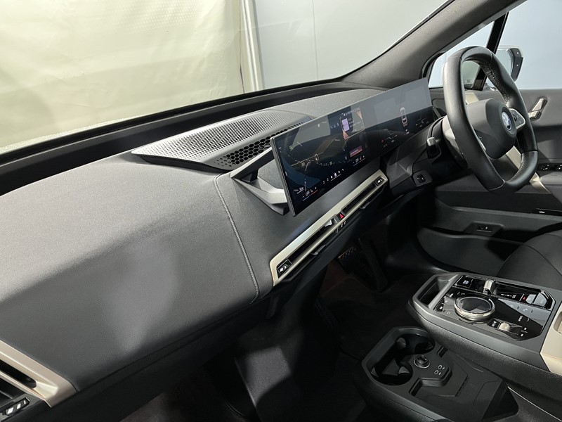 Used BMW iX 2023 for sale - 76982251: Photo 7