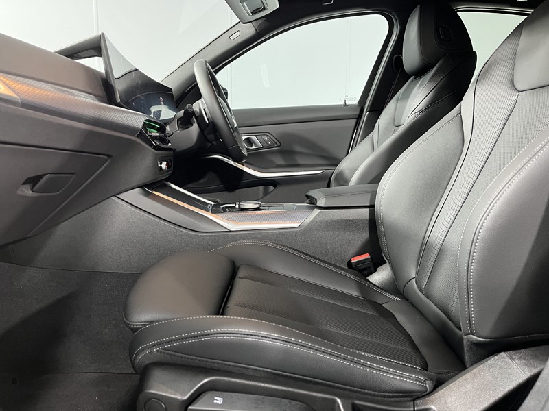 Used BMW 3 Series 2025 for sale - 76981358: Photo 36