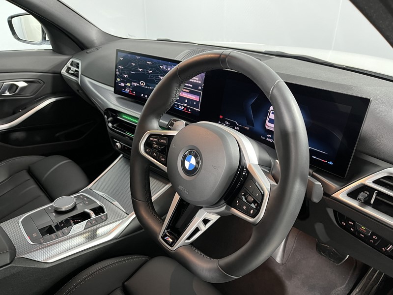 Used BMW 3 Series 2025 for sale - 76981358: Photo 6