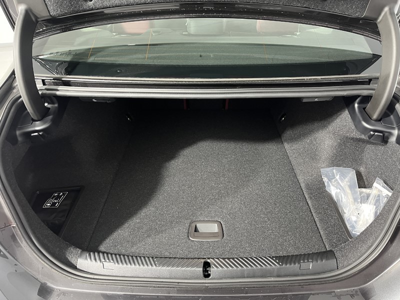 Used BMW i5 2025 for sale - 77001401: Photo 13