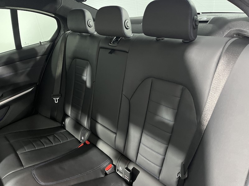 Used BMW 3 Series 2020 for sale - 77640883: Photo 12