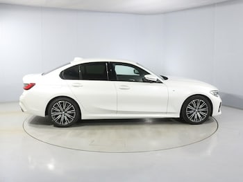 Used BMW 3 Series 2020 for sale - 77640883: Photo