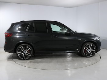 Used BMW X5 2023 for sale - 77802087: Photo