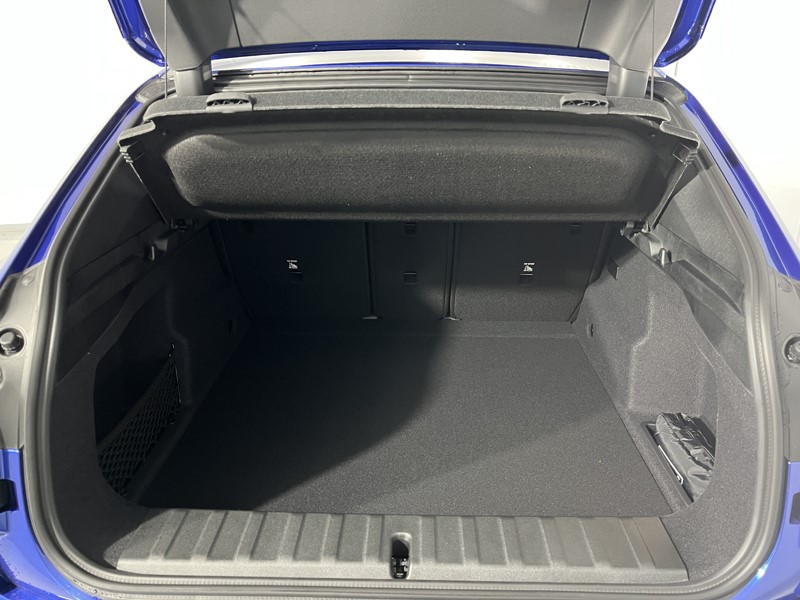 Used BMW iX2 2025 for sale - 78165901: Photo 13