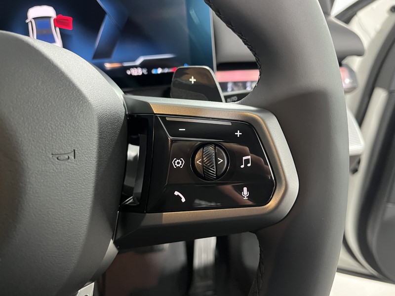 Used BMW 5 Series 2025 for sale - 77001396: Photo 26