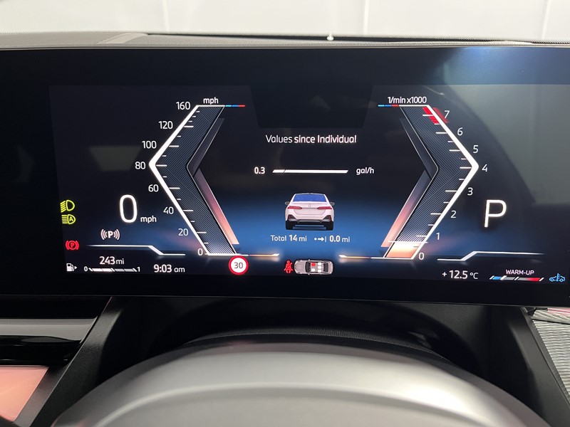 Used BMW 5 Series 2025 for sale - 77001396: Photo 9