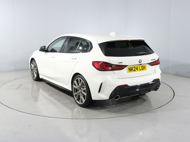Used BMW 1 Series 2024 for sale - 77901202: Photo 2
