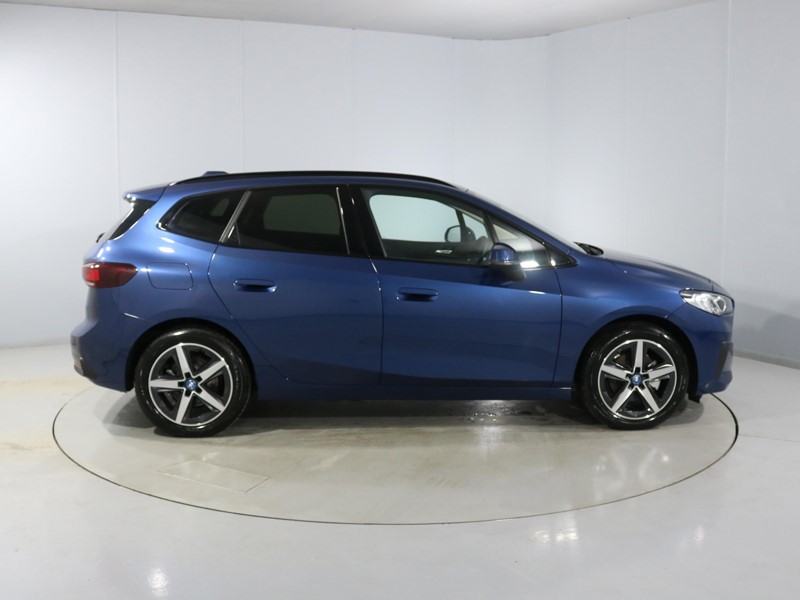 Used BMW 2 Series 2025 for sale - 77581500: Photo 3