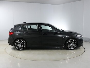 Used BMW 1 Series 2020 for sale - 76981304: Photo