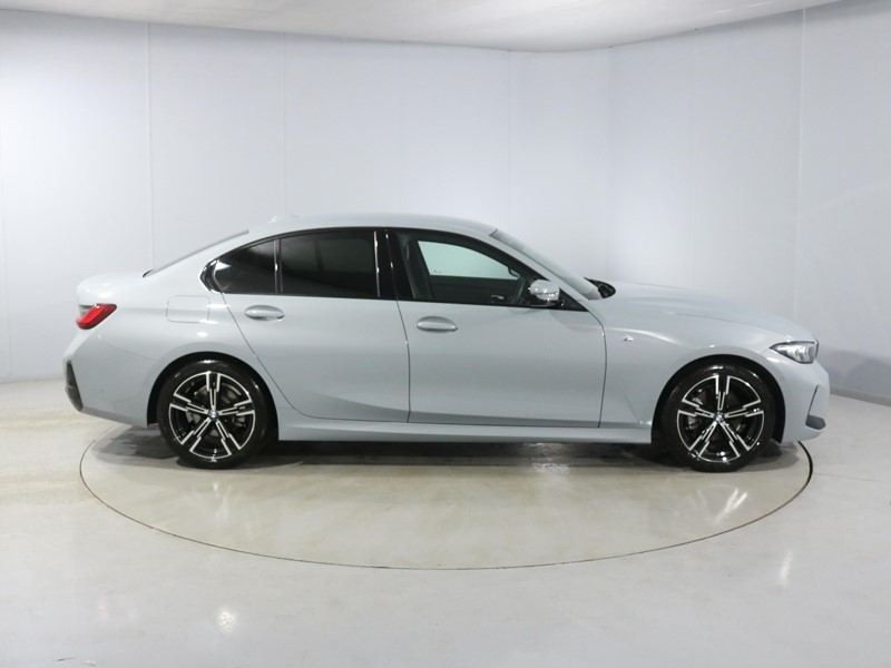 Used BMW 3 Series 2024 for sale - 77406455: Photo 3