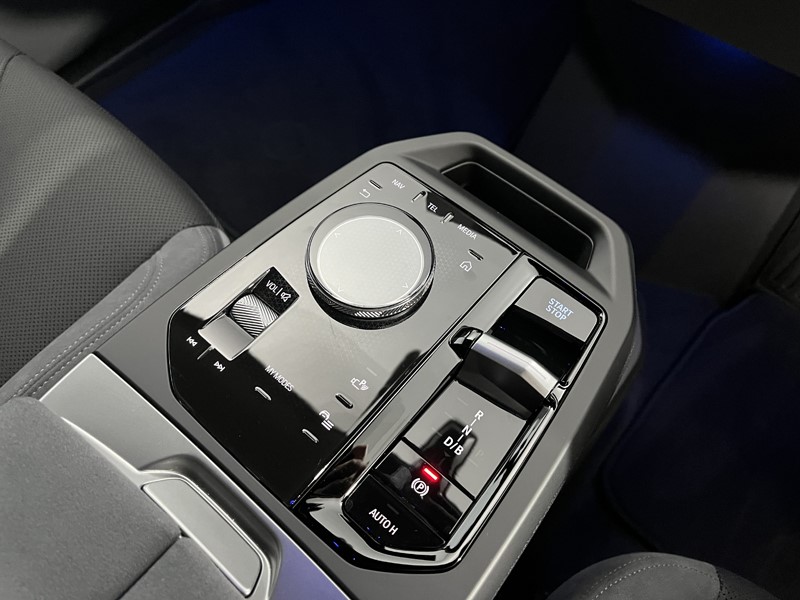 Used BMW iX 2025 for sale - 77718120: Photo 10