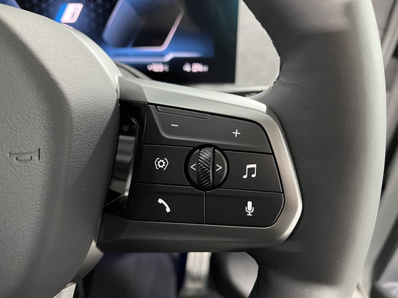 Used BMW iX 2025 for sale - 77718120: Photo 24