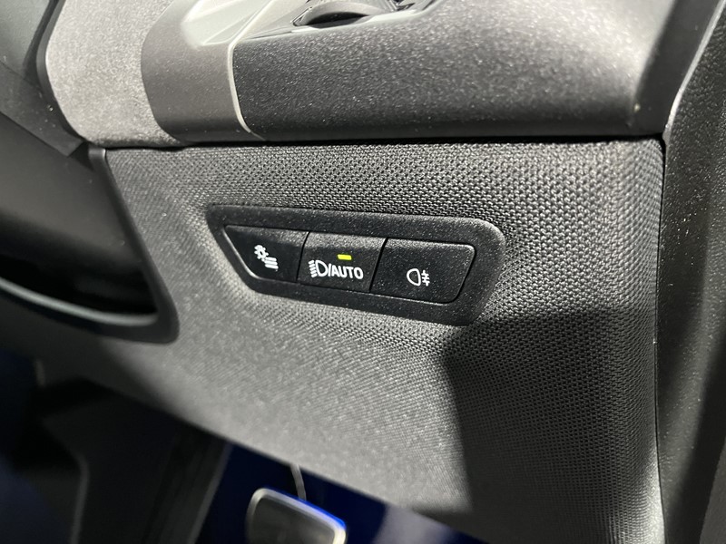 Used BMW iX 2025 for sale - 77718120: Photo 25