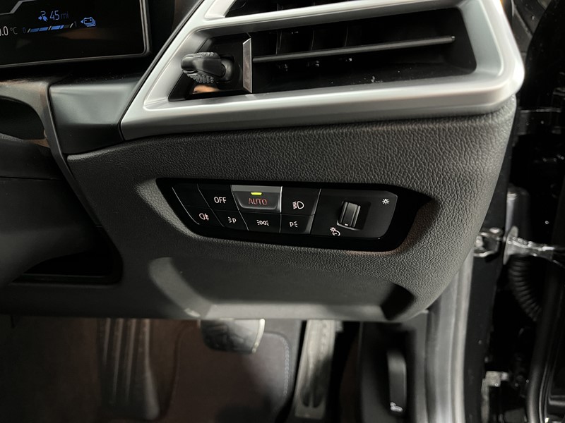 Used BMW 3 Series 2025 for sale - 77581481: Photo 21