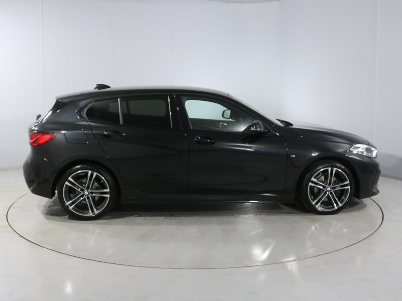 Used BMW 1 Series 2024 for sale - 77435262: Photo 3