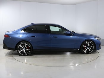 Used BMW 5 Series 2024 for sale - 78152727: Photo