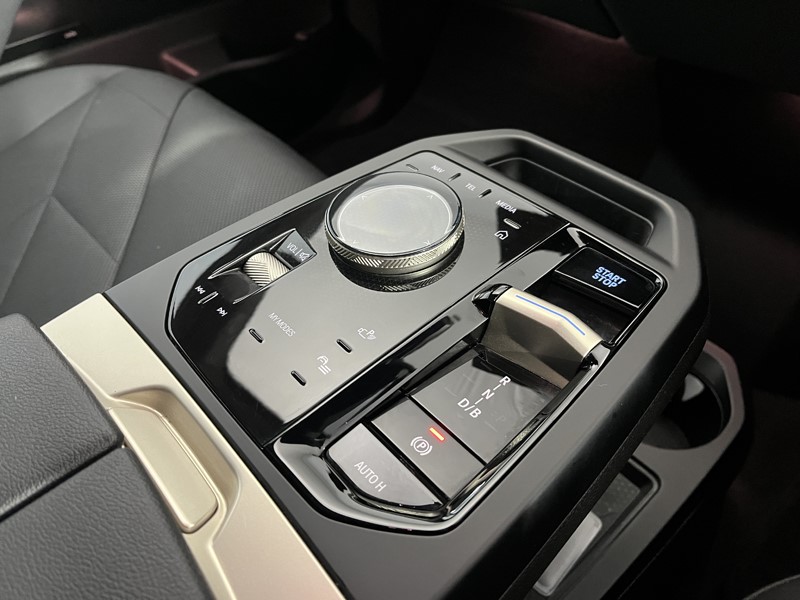 Used BMW iX 2022 for sale - 77353892: Photo 10