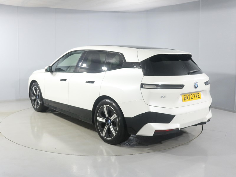 Used BMW iX 2022 for sale - 77353892: Photo 2