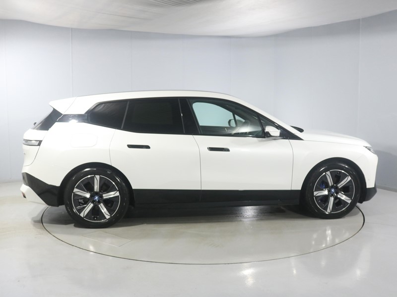 Used BMW iX 2022 for sale - 77353892: Photo 3