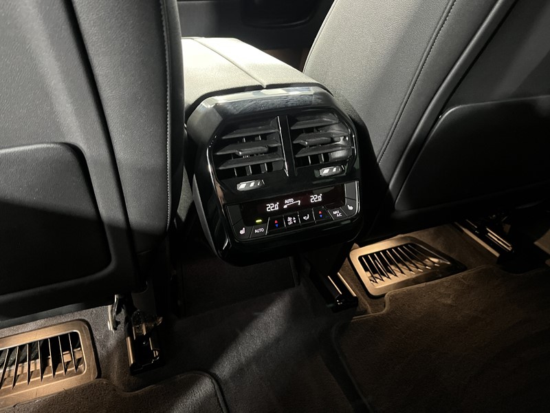 Used BMW iX 2022 for sale - 77353892: Photo 39