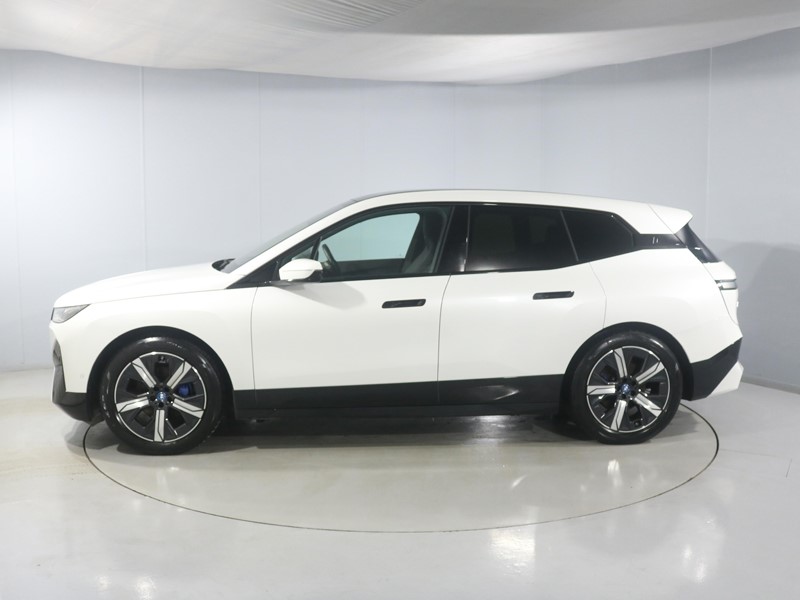 Used BMW iX 2022 for sale - 77353892: Photo 48