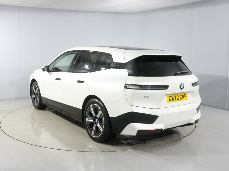 Used BMW iX 2022 for sale - 77417106: Photo 2