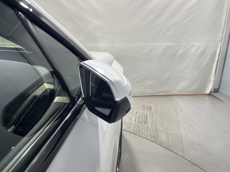 Used BMW iX 2022 for sale - 77417106: Photo 45