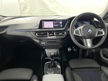 Used BMW 2 Series 2023 for sale - 78152754: Photo