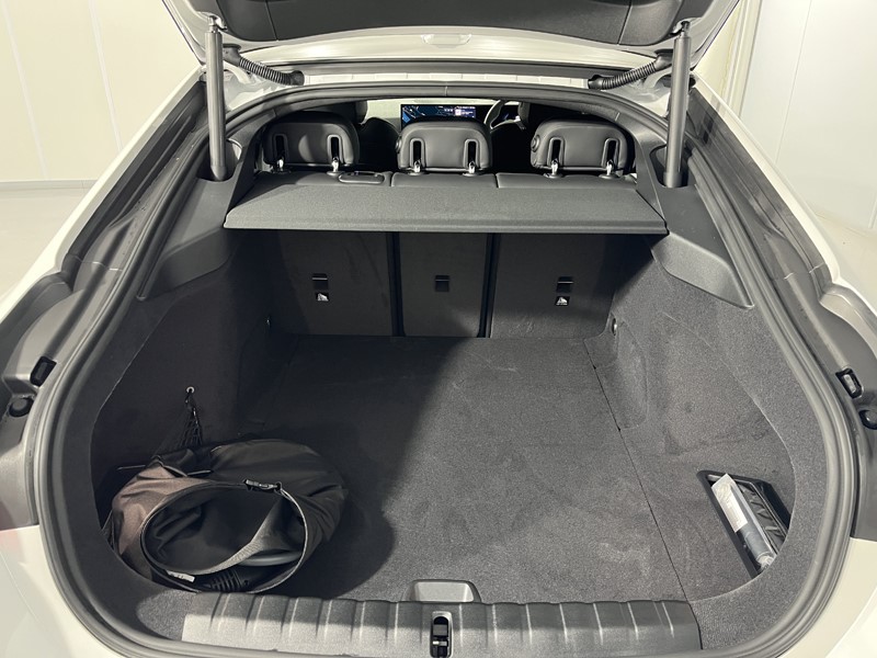 Used BMW i4 2025 for sale - 76980880: Photo 12