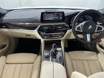 Used BMW 5 Series 2020 for sale - 77708315: Photo