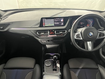 Used BMW 1 Series 2022 for sale - 77001404: Photo