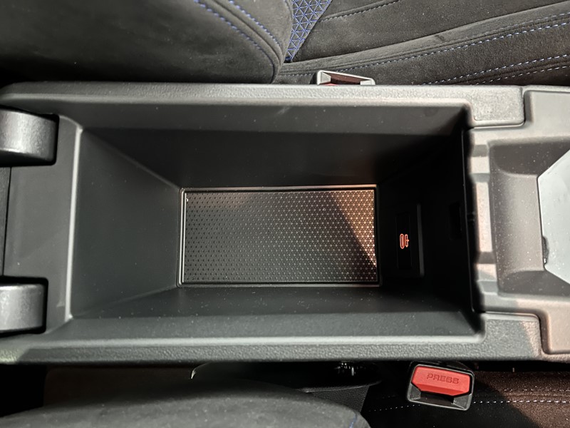 Used BMW 1 Series 2024 for sale - 77326440: Photo 36