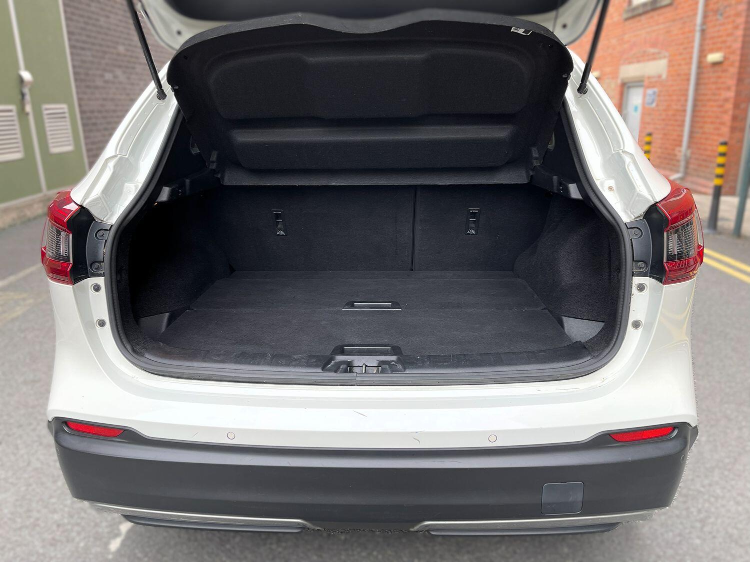 Used Nissan Qashqai 2018 for sale - 76482921: Photo 35