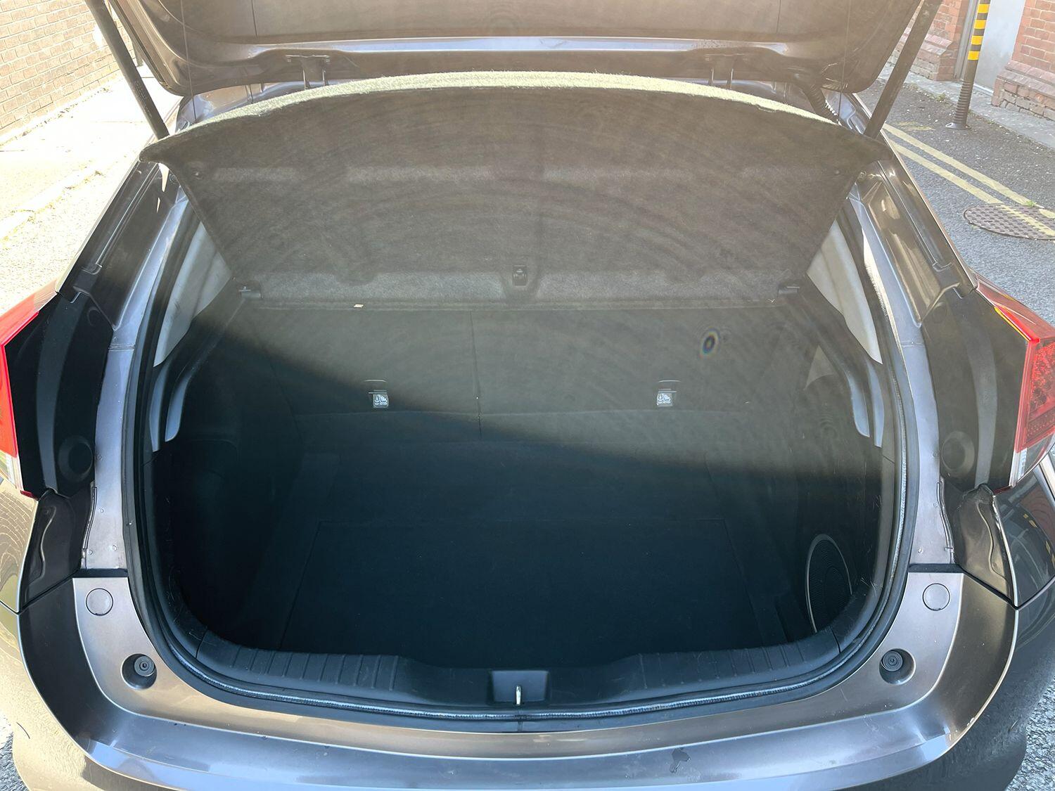 Used Honda Civic 2014 for sale - 76571232: Photo 20