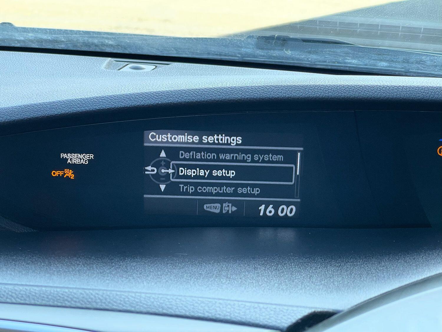 Used Honda Civic 2014 for sale - 76571232: Photo 48