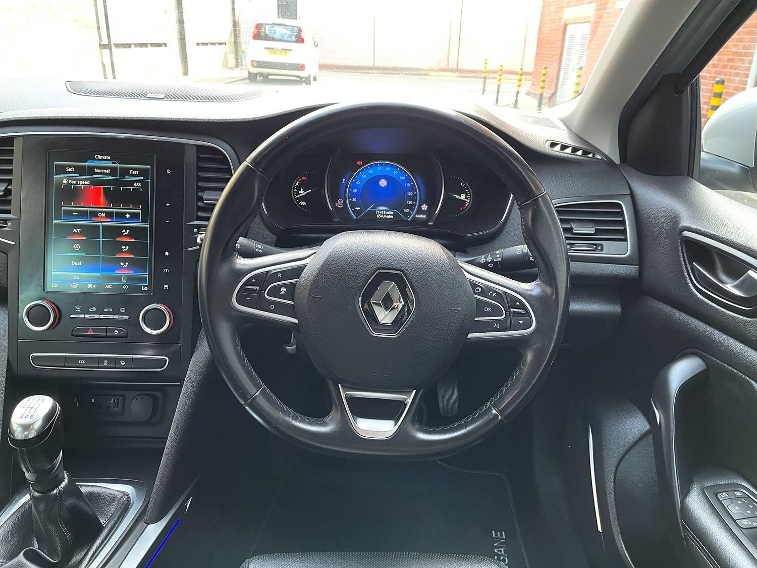 Used Renault Megane 2016 for sale - 76482912: Photo 13