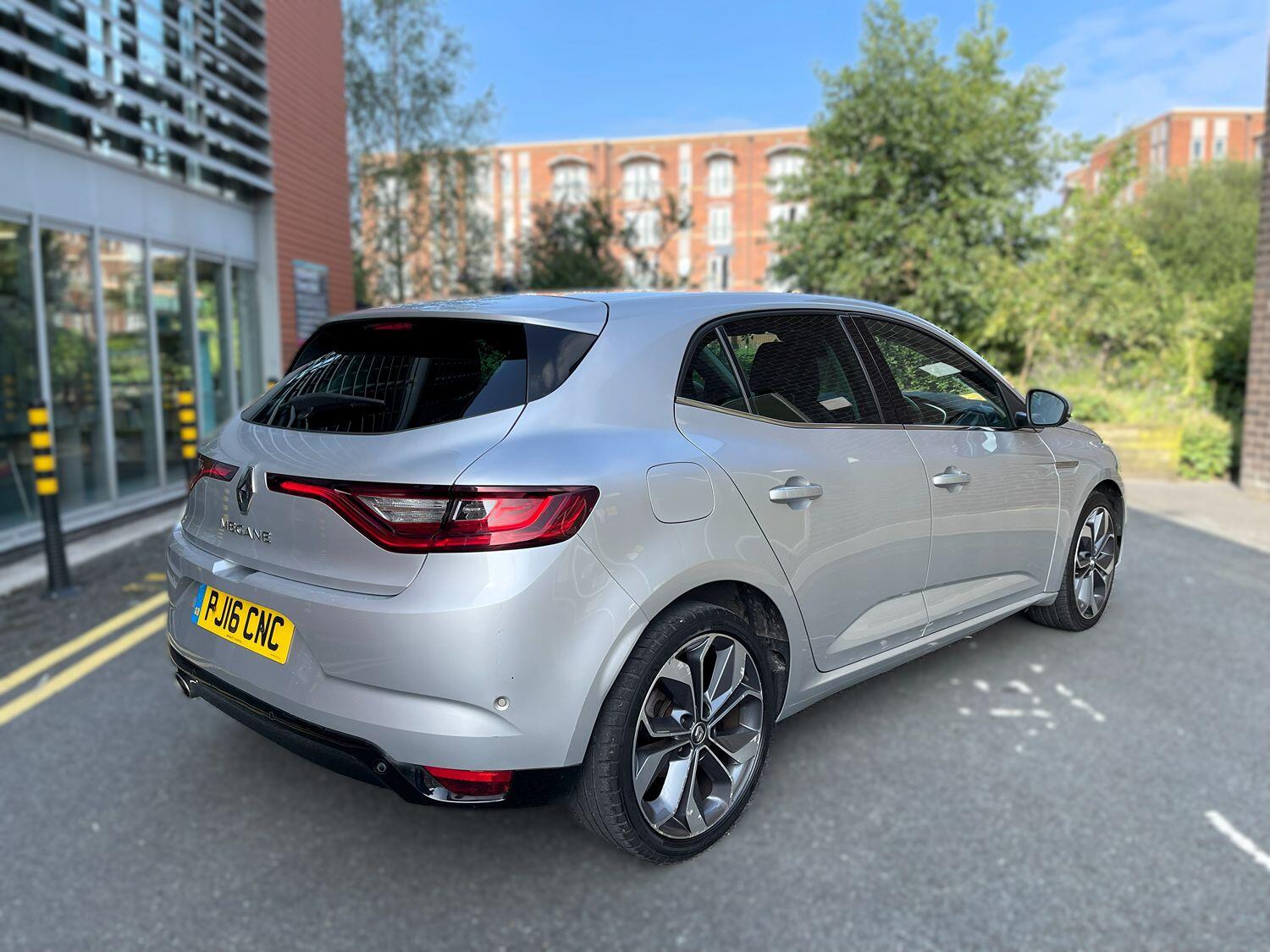 Used Renault Megane 2016 for sale - 76482912: Photo 32