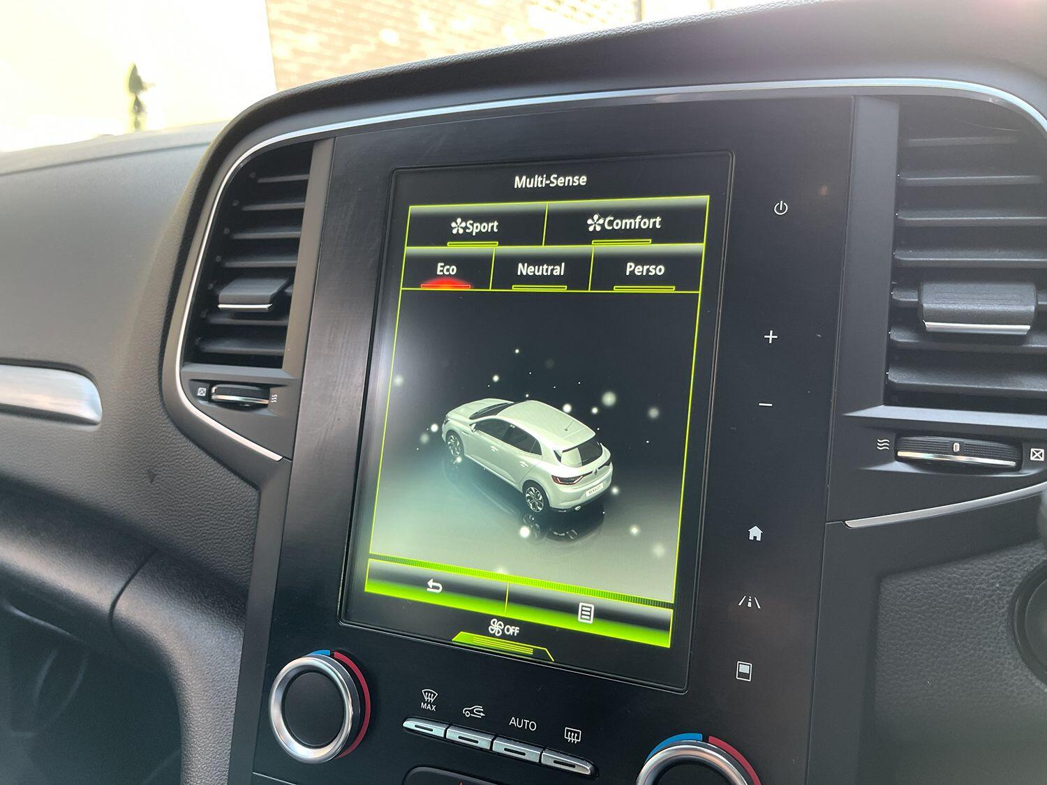 Used Renault Megane 2016 for sale - 76482912: Photo 78